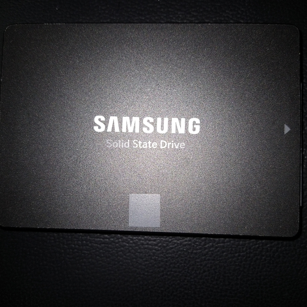 Samsung solid drive 870 Evo 4TB